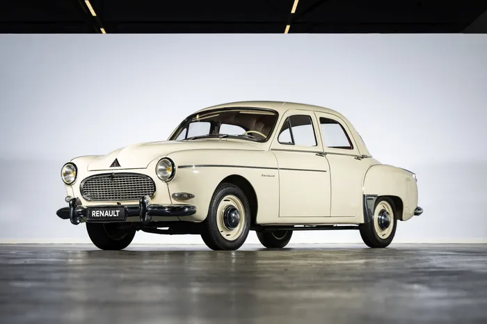 1953 Renault Frégate VIN: 1986649