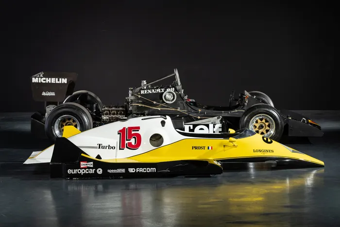 GP Replicas 1:18 Alain Prost Renault RE40 #15 gagnant Français GP