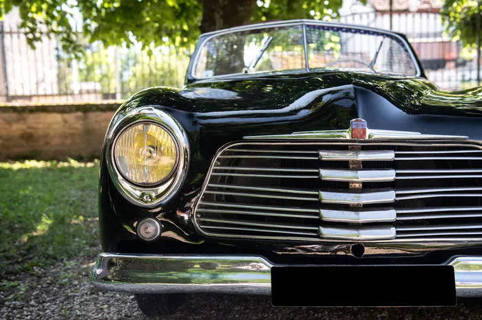 Clé 1/48 n° 7 Simca Sport Plein Ciel Luxe | AU JOUET PARISIEN