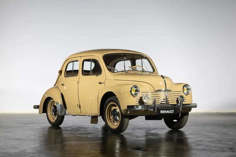 1949 Renault 4 CV Luxe (R1060)