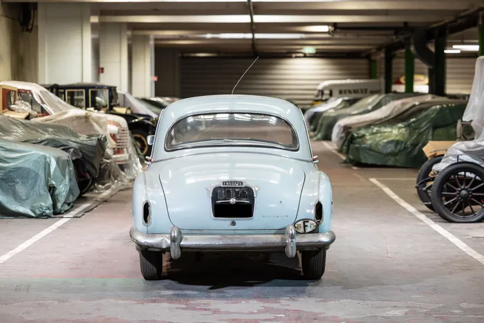 CIJ Ref. 3/52 Renault Frégate Grand Pavois | AU JOUET PARISIEN