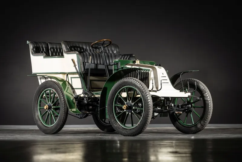 1903 Renault Type G double ph...