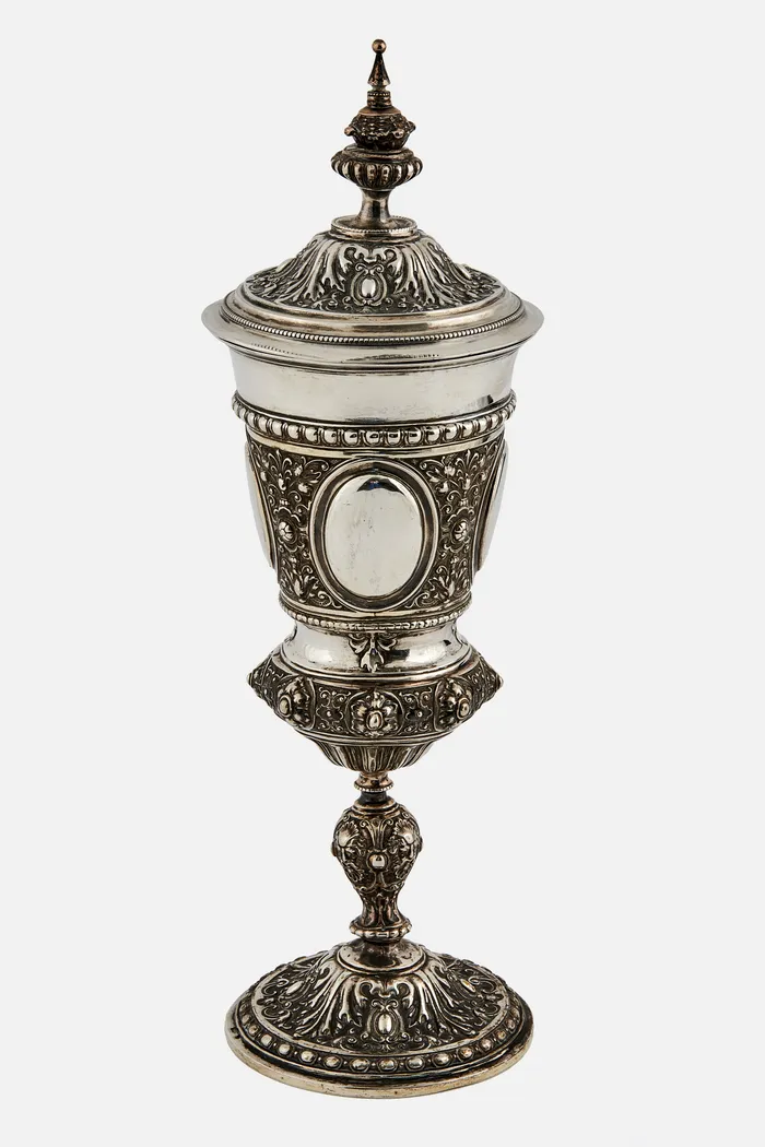 Superbe Coupe Sur Pied En Argent Massif 800 (67g) - Élégance Intemporelle Pour Votre Intérieur
