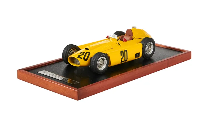 Miniature 1/18 MINICHAMPS Lancia-Ferrari D50 #1 - Fangio GP Allemagne 1956 - Résine