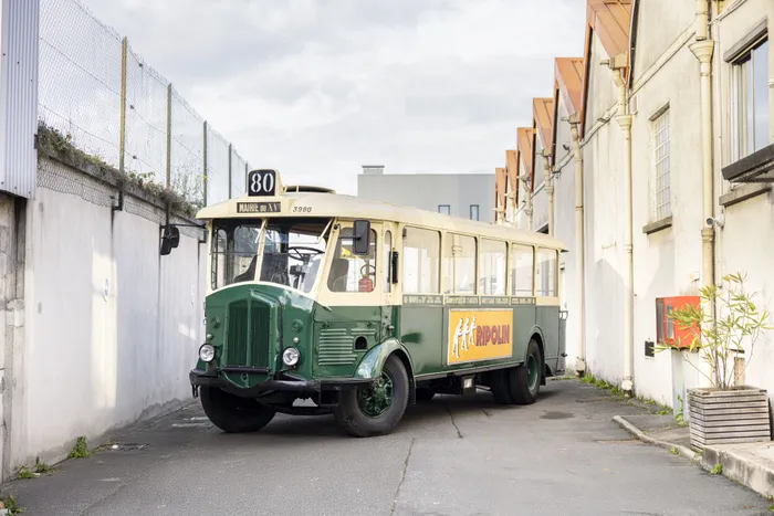 Renault TN4H Autobus Parisien Ref 29 DR