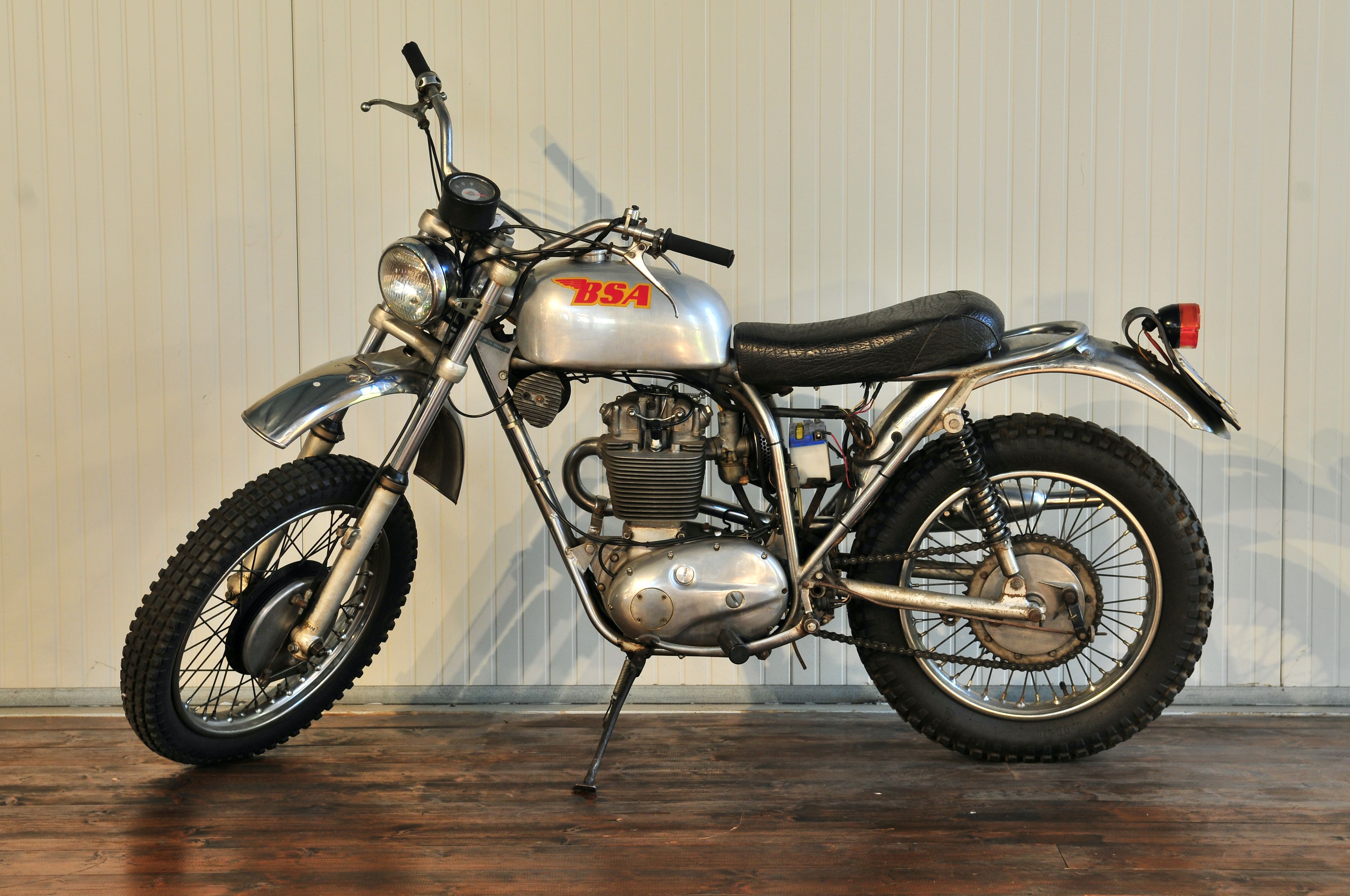 1969 BSA B44 Victor Special