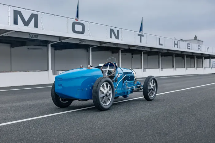 Voiture Bugatti Type 49 Petera Cabriolet 1931 a vendre