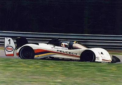 PEUGEOT 905 1991 N° de série : EV 1.5 Moteur : 10 cylindres en V