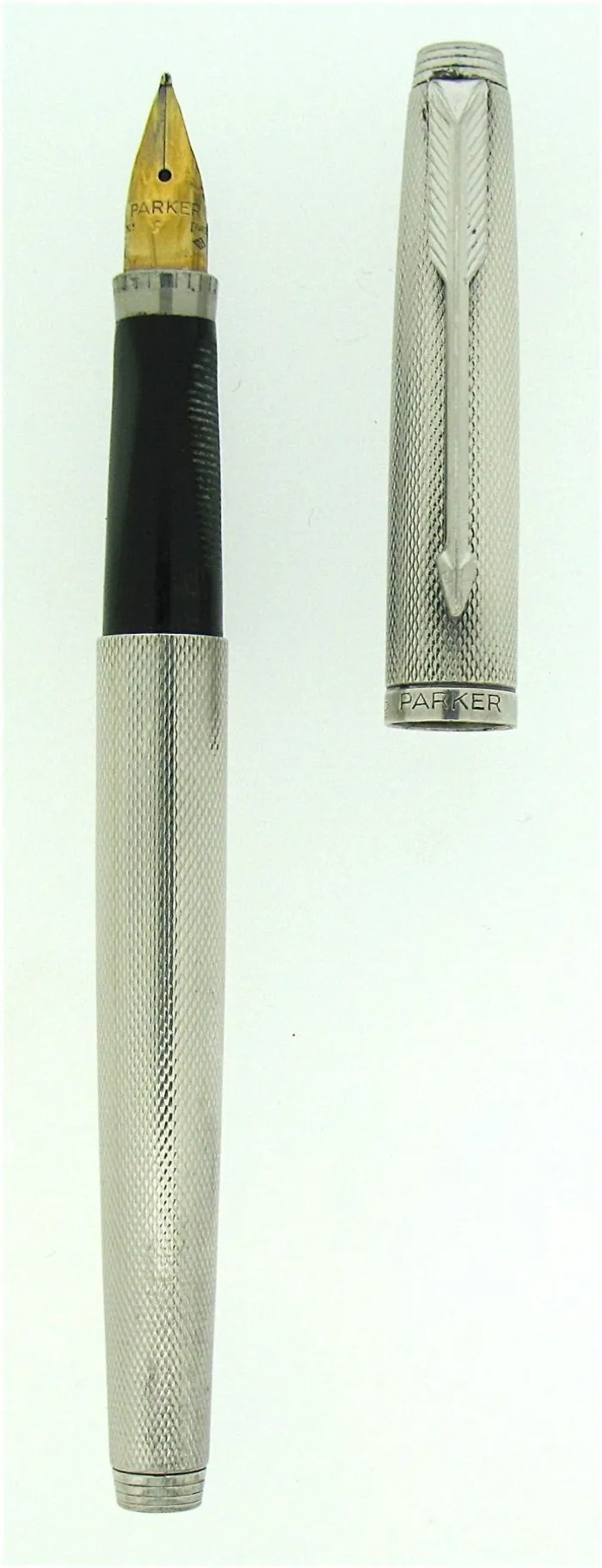 Stylo Plume PARKER 75 En Argent Plaqué Avec Plume En Or - Modèle Grain D'Orge - Occasion