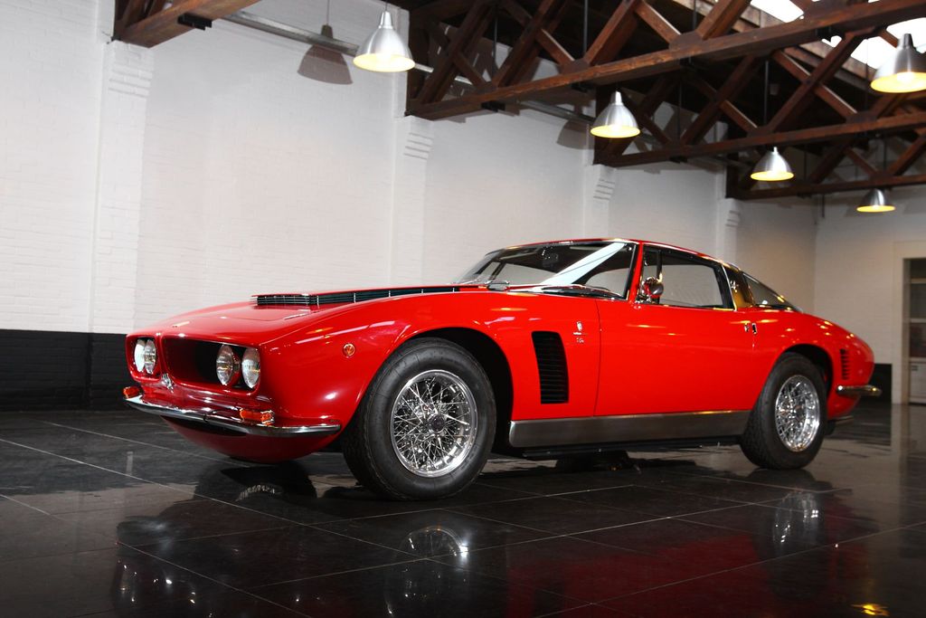 Elegantes Iso Grifo 7l Bilder
