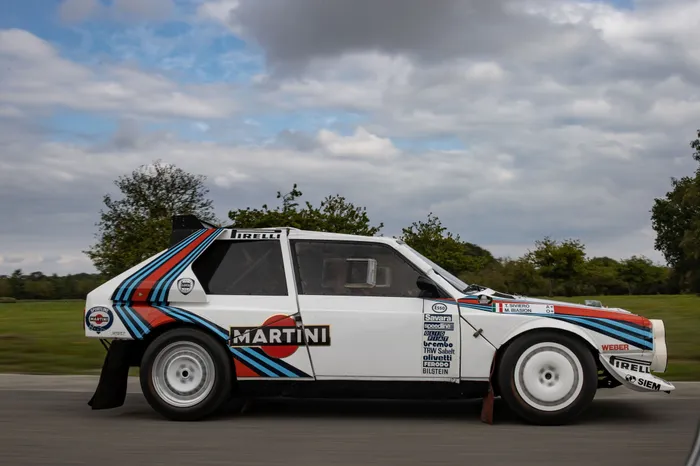 Altaya Ixo 1/18 Lancia Delta S4 Rallye 1986 Martini – Collection Rare & Neuve
