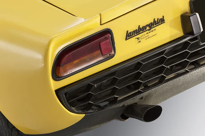 Miniature Voiture Rio 4713 Lamborghini Miura P400 Johnny Hallyday Échelle 1/43 - Prépare Toi à Craquer