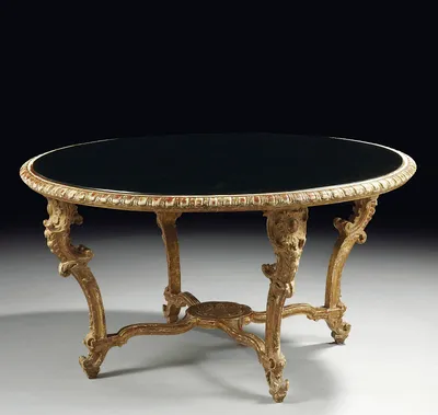 TABLE DE MILIEU DE STYLE REGENCE TRAVAIL DE LA MAISON JANSEN