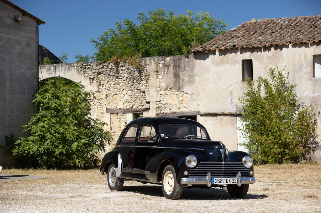1957 Peugeot 203C grande lunette No reserve