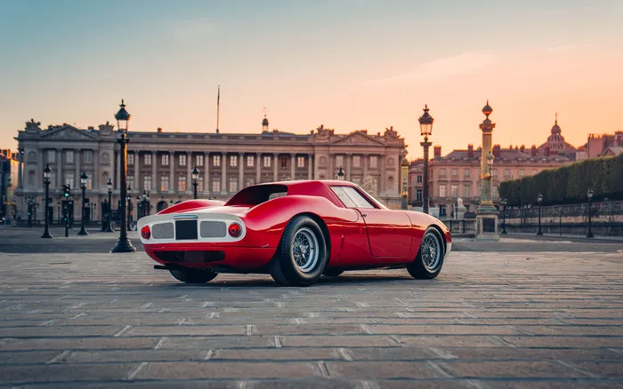 Ferrari 250 Le Mans Faya 1/10 - Voiture Filoguidée à Rénover