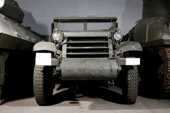 Solido 1/50 - Half-track M3 - Wagram 2e DB - Paris 1944 - Édition Limitée - Neuf