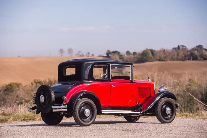 Citroën C4F Familiale Luxe 1931 – Miniature Noir 1/43ème Par Techni-France