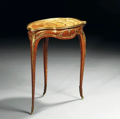 TABLE A OUVRAGES DE STYLE LOUIS XV PAR FRANÇOIS LINKE (1855-1946