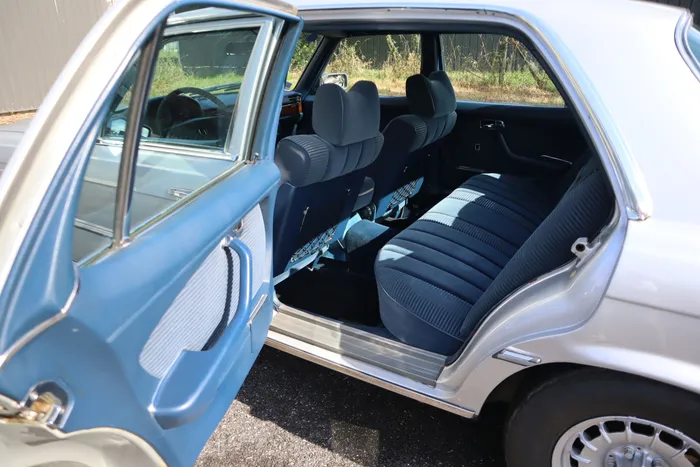 Poignée de porte avec clé à droite | 450SEL Mercedes-Benz