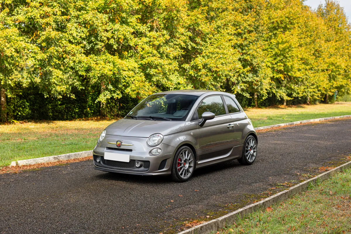 2008 Abarth 500 SS Kit Opening E...