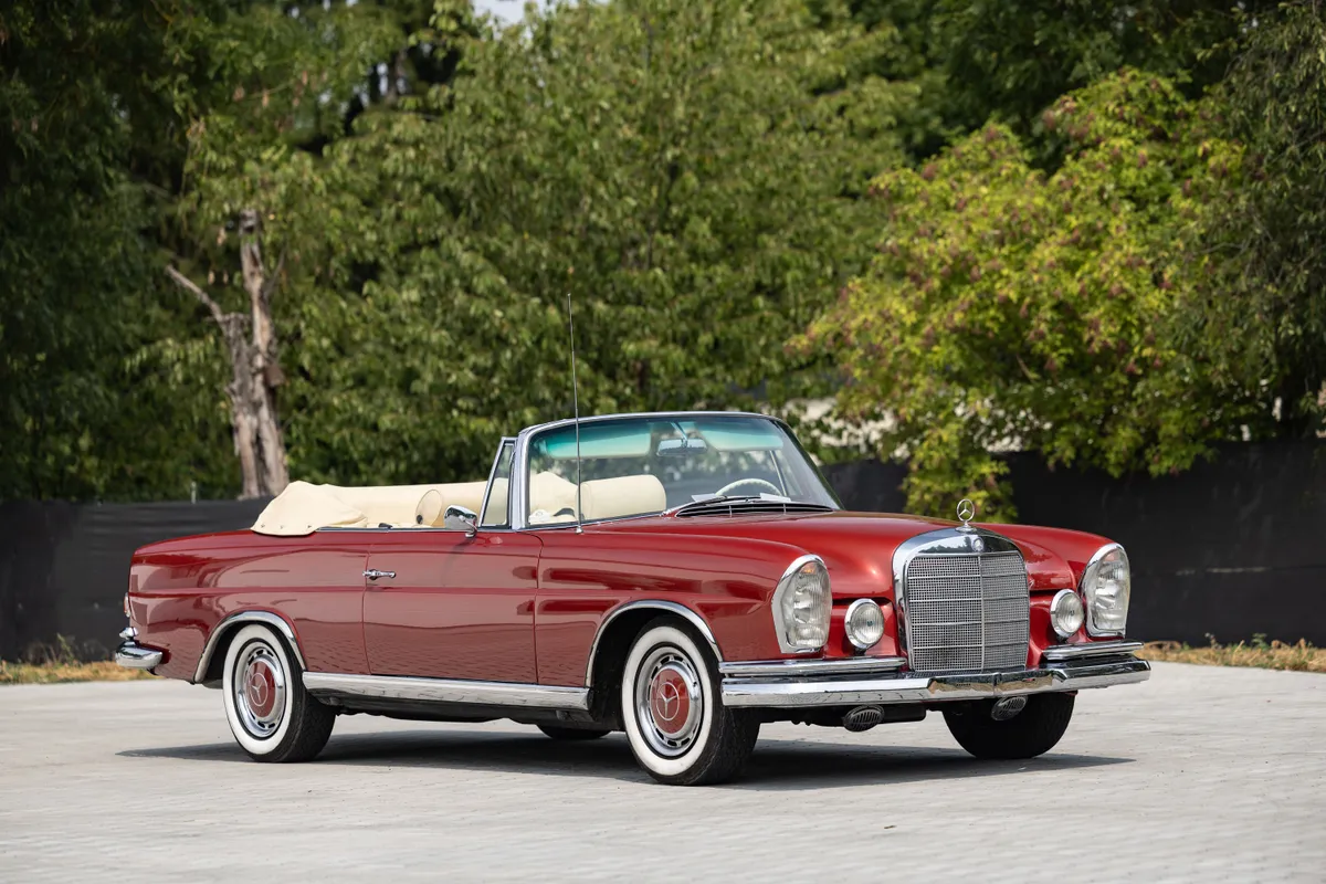 1966 Mercedes-Benz 250 SE Cabri...